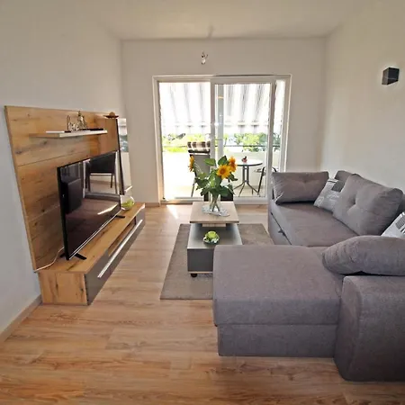 Apartment Ivana *